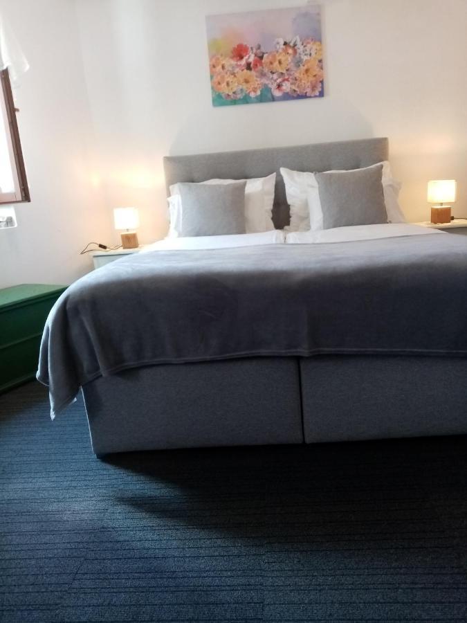 Rooms Serafin Motovun Exterior photo