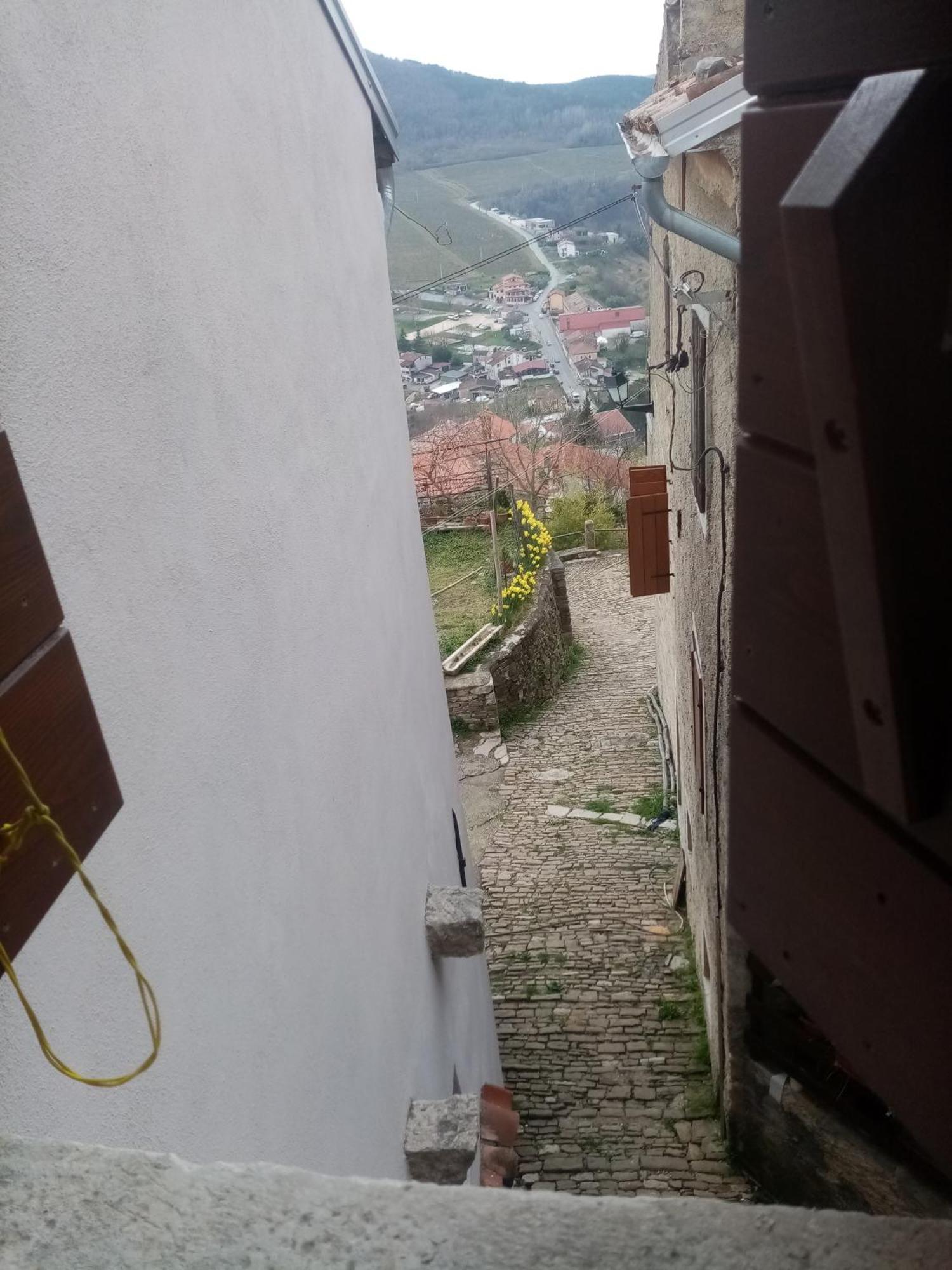 Rooms Serafin Motovun Exterior photo